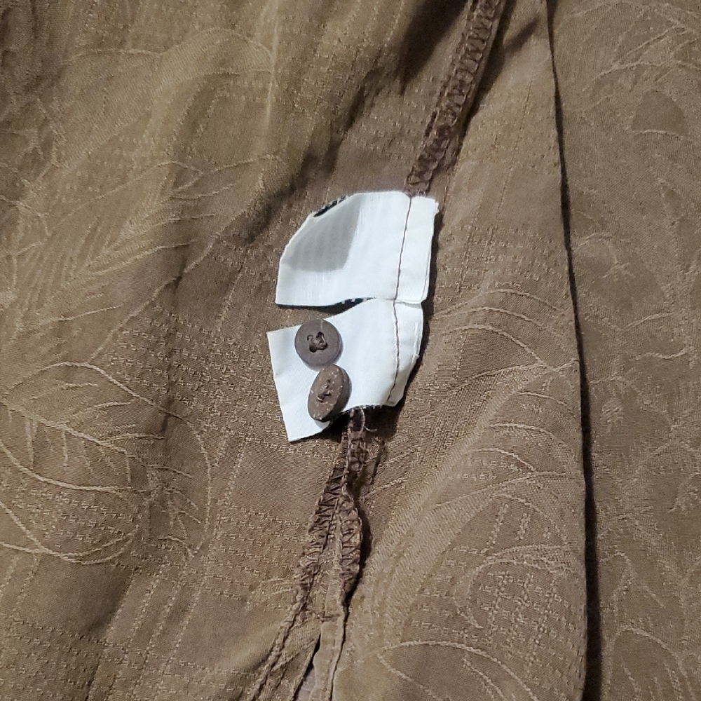 Tommy Bahama Brown 100% Silk Shirt - Picture 11 of 12
